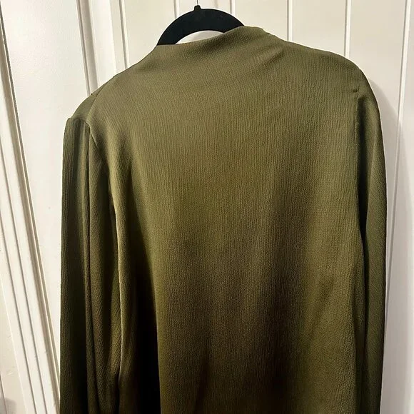 Esmaèè dark green blouse - Picture 2 of 4